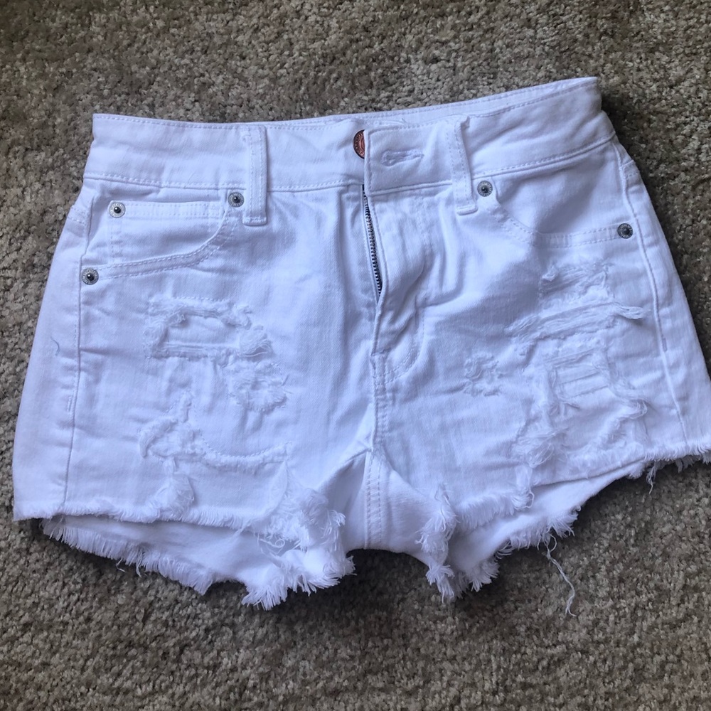 Size 00 white AE shorts